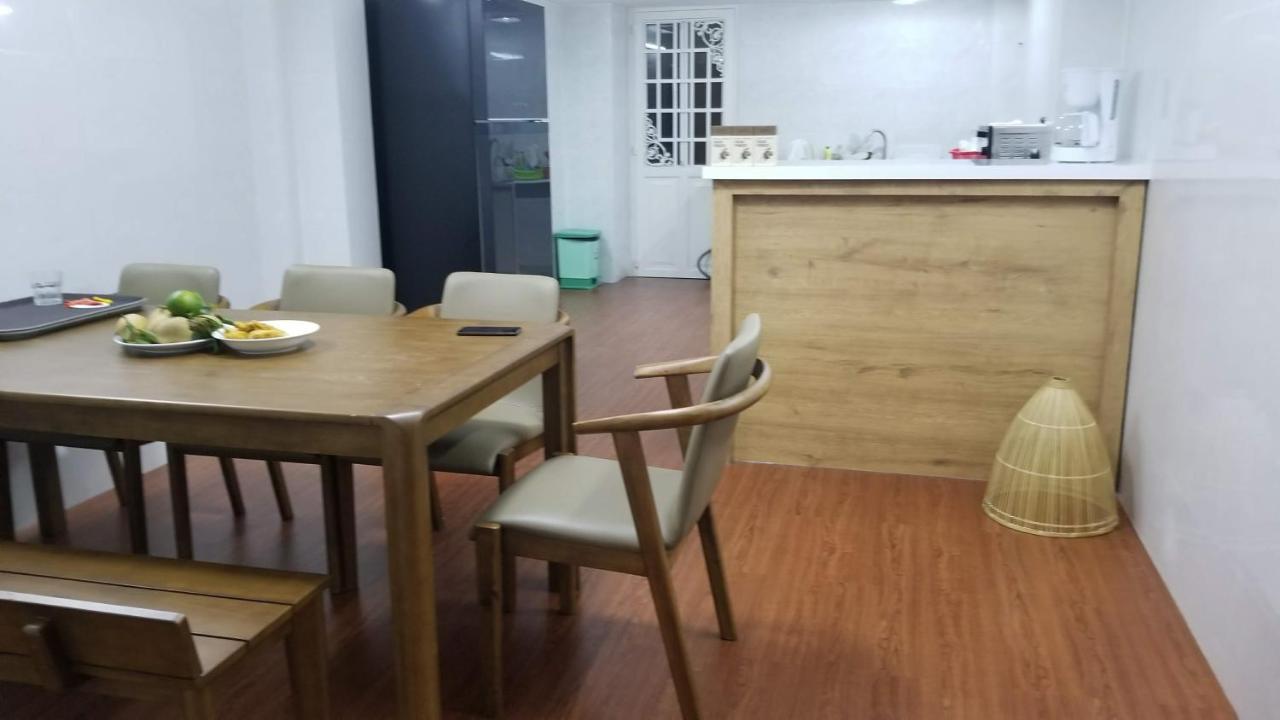 The Roost Hostel Ho Chi Minh-stad Buitenkant foto