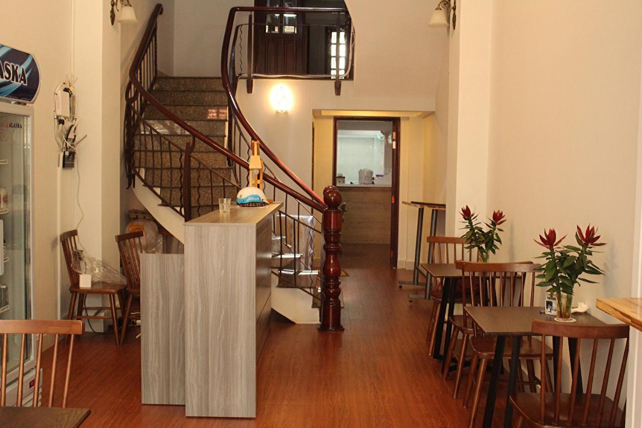 The Roost Hostel Ho Chi Minh-stad Buitenkant foto