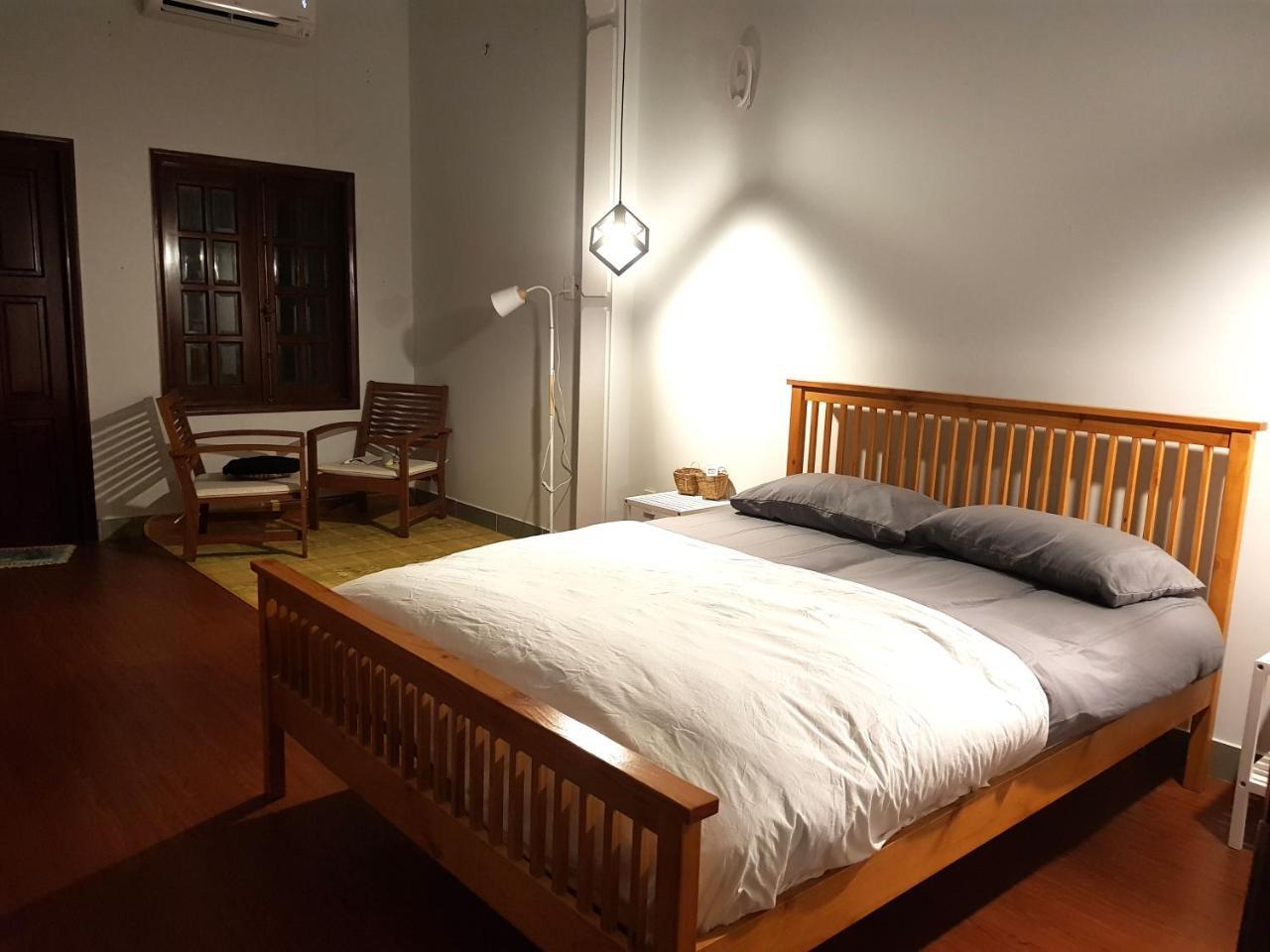 The Roost Hostel Ho Chi Minh-stad Buitenkant foto